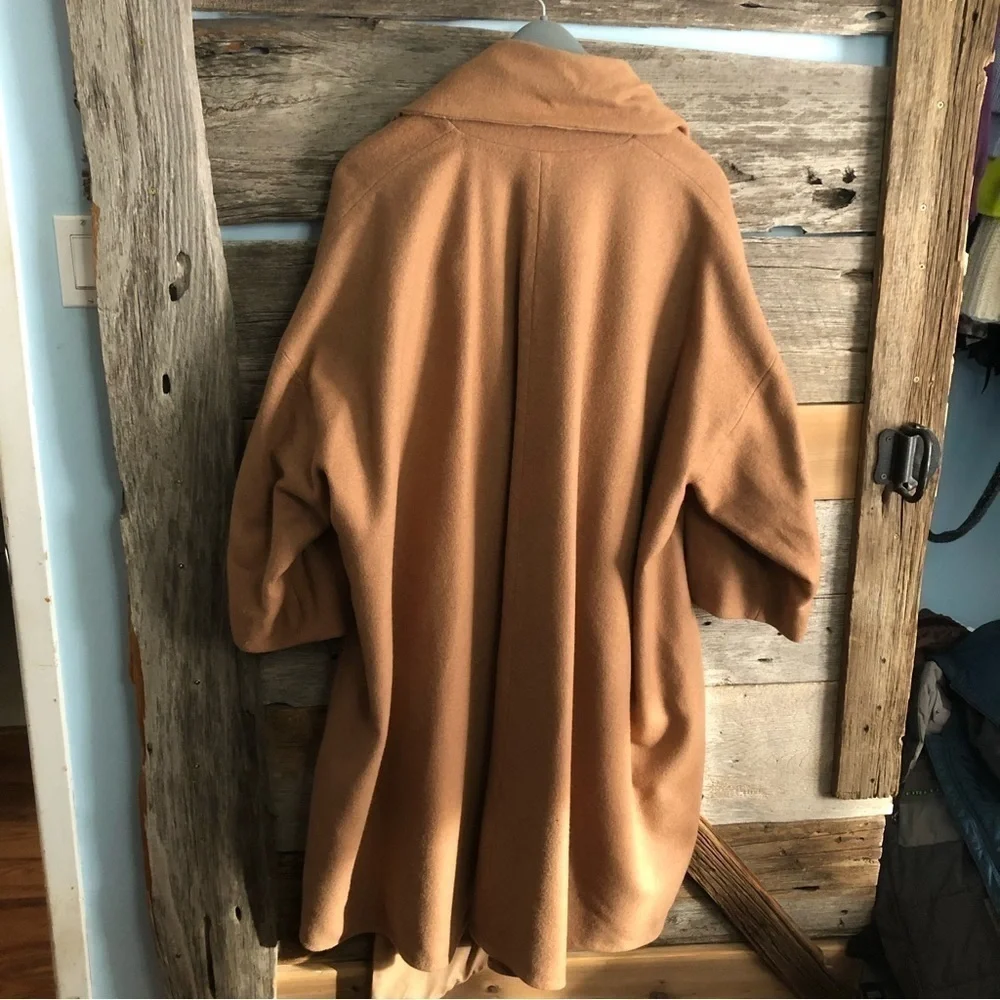 VINTAGE Handmade Plus Size Wool Camel Long Cape - Picture 8 of 8